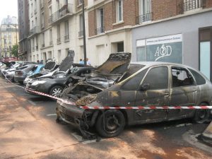 Voitures brulées 3
