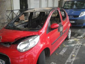 Voitures brulées 5