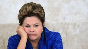 dilma-bored