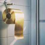 GOLD-TOILET-PAPER