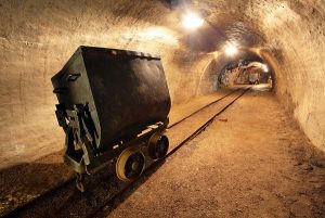 empty-gold-mine-cart