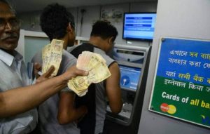 inde-queue-devant-les-banques